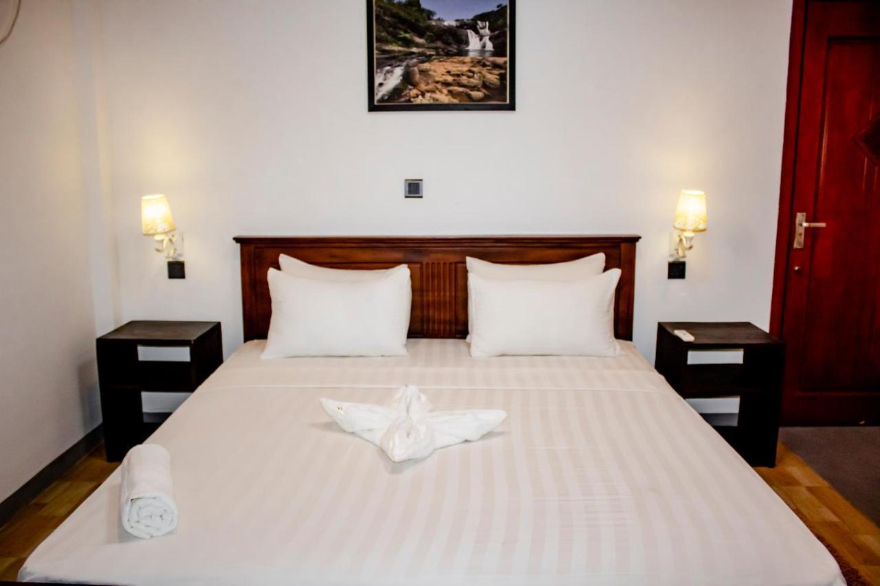 Hostel Surf & Party Weligama Zewnętrze zdjęcie