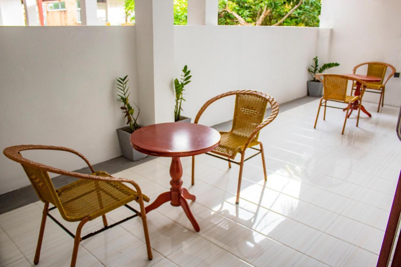 Hostel Surf & Party Weligama Zewnętrze zdjęcie