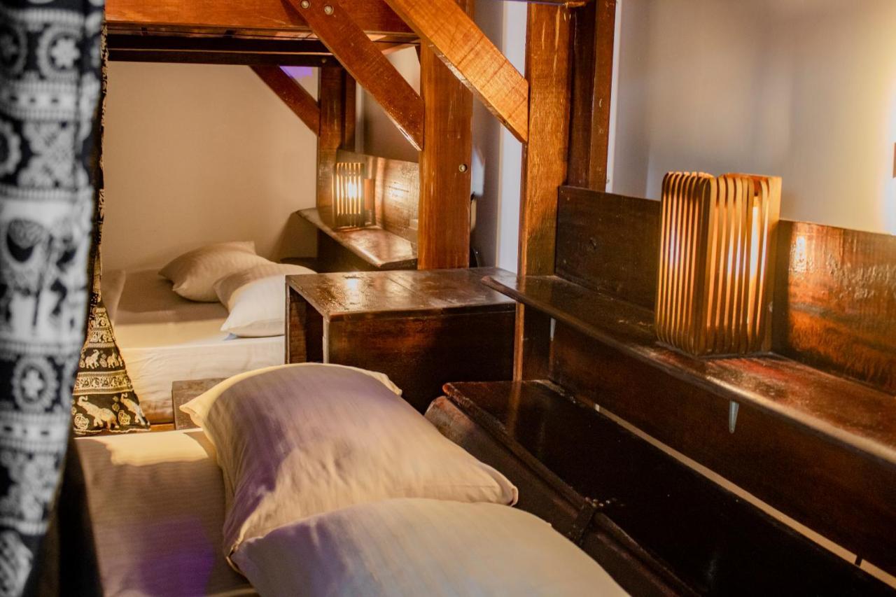 Hostel Surf & Party Weligama Zewnętrze zdjęcie