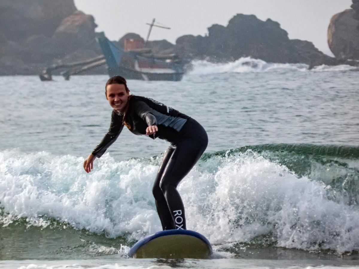 Hostel Surf & Party Weligama Zewnętrze zdjęcie