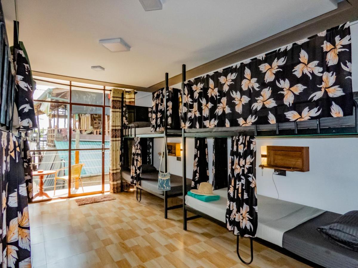 Hostel Surf & Party Weligama Zewnętrze zdjęcie