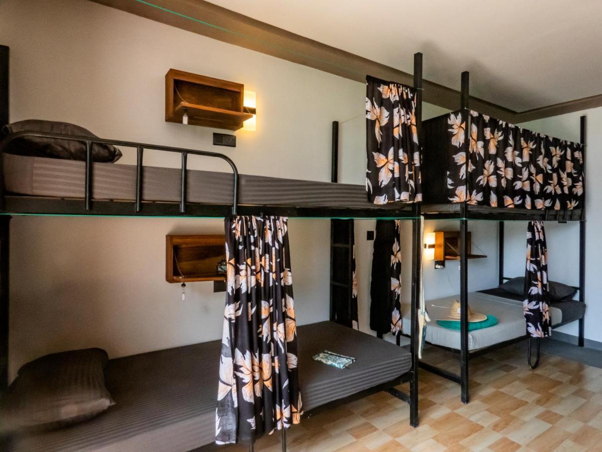 Hostel Surf & Party Weligama Zewnętrze zdjęcie
