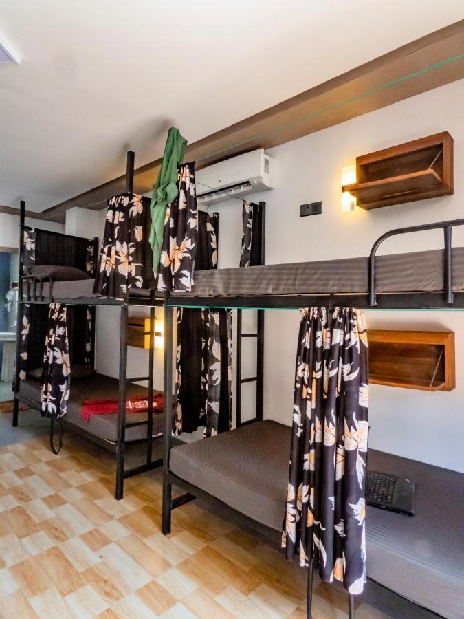 Hostel Surf & Party Weligama Zewnętrze zdjęcie
